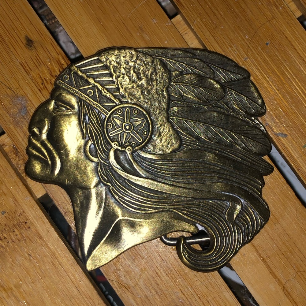 Amazing chief head brass buckle